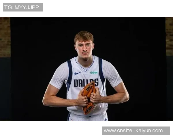 克莱首次替补迎战独行侠拉塞尔首发弗拉格重回三号位调整阵容